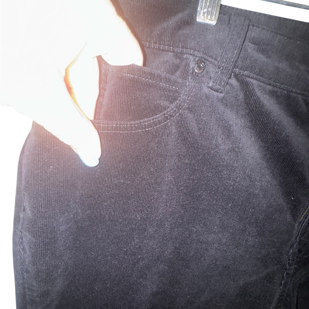 TALBOT'S PRISTINE BLACK CORDUROY STRAIGHT LEG PANTS  PLUS: 16    #2 - Picture 2 of 7